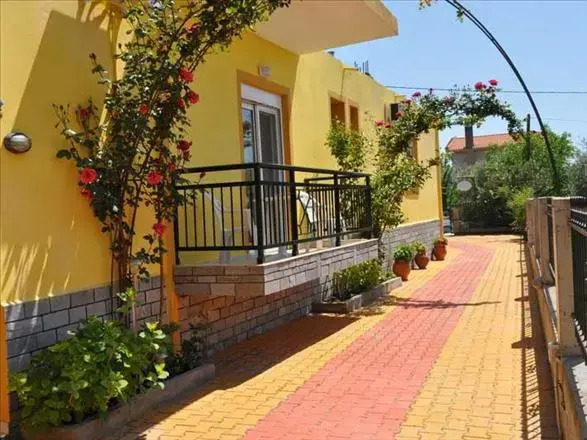 Studios Metaxas