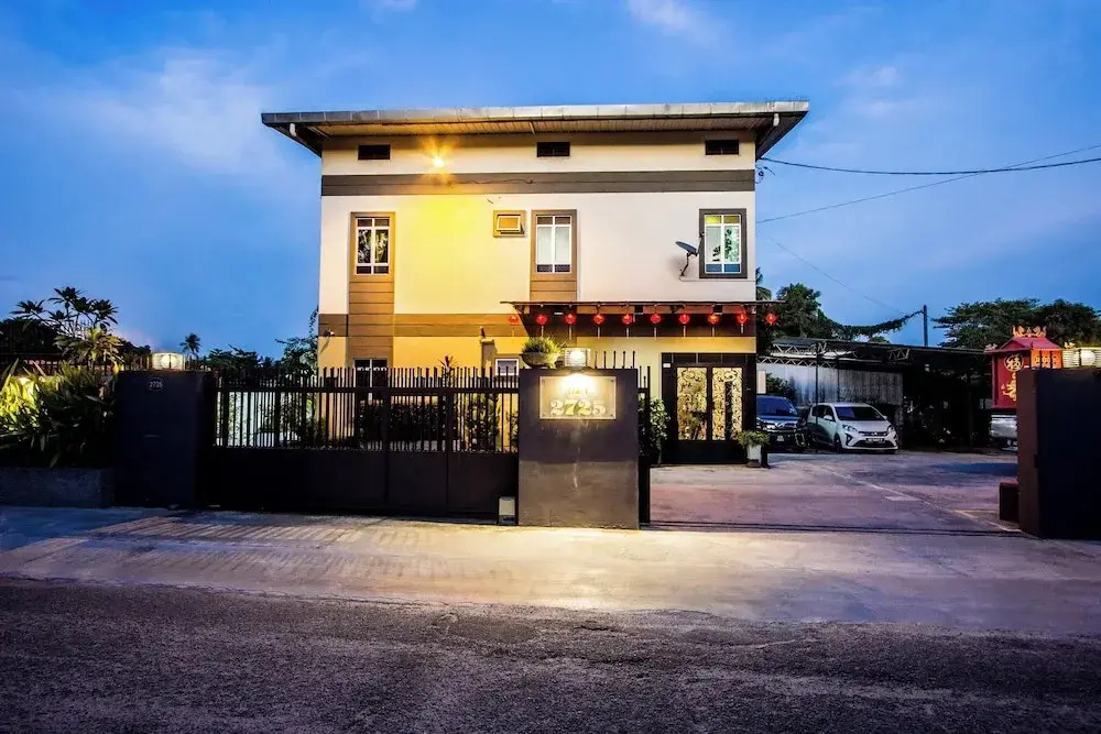 Value Inn Homestay by uBook