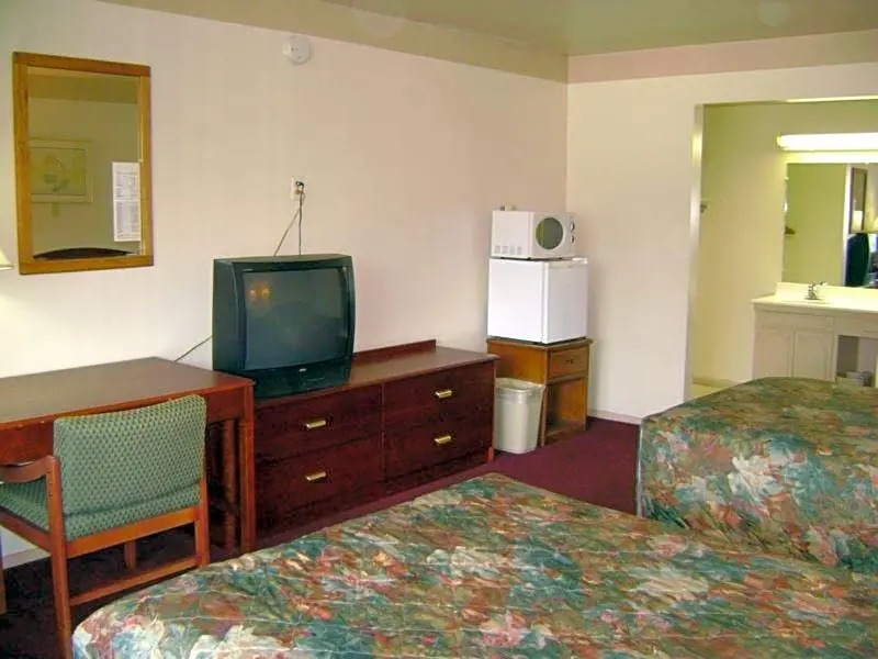 Tiffin Motel