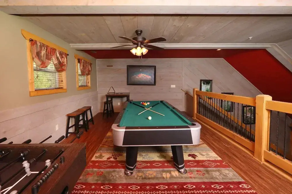 Aqua Paradise - Six Bedroom Chalet