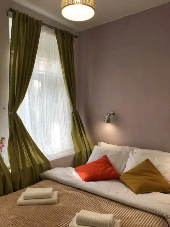Carat Inn