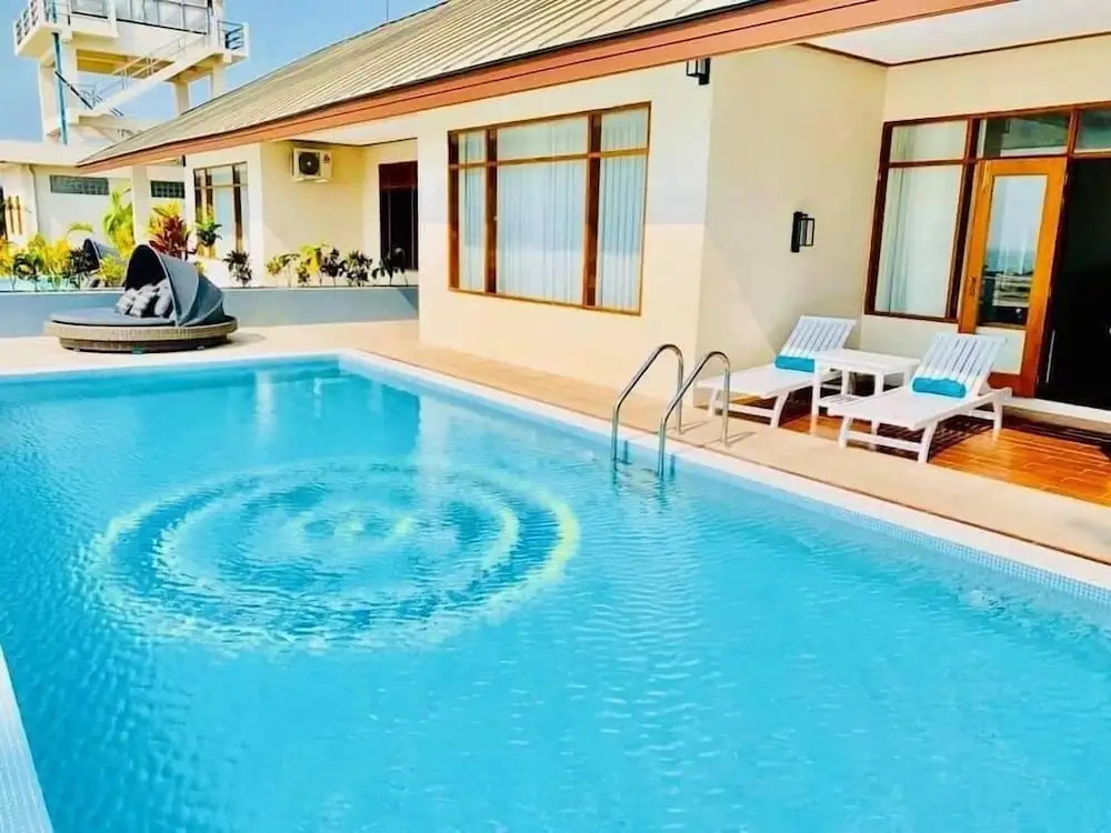 Chaung Tha Lodge