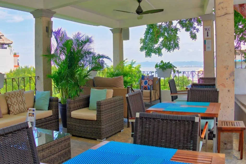 Casa Cupula LGBT Luxury Resort