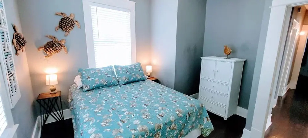 Seaglass 4 Bedroom Home by Redawning