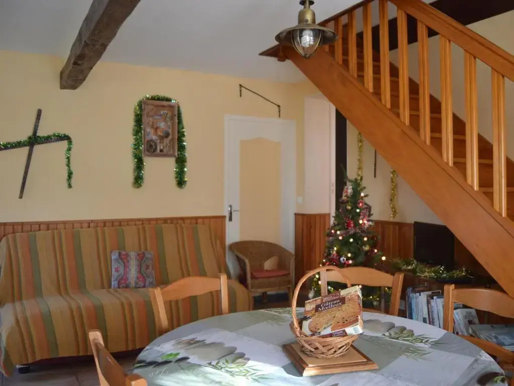 Gîte familial calme avec jardin, près du lac dÉguzon et des plus beaux villages de la Creuse - FR-1-591-100