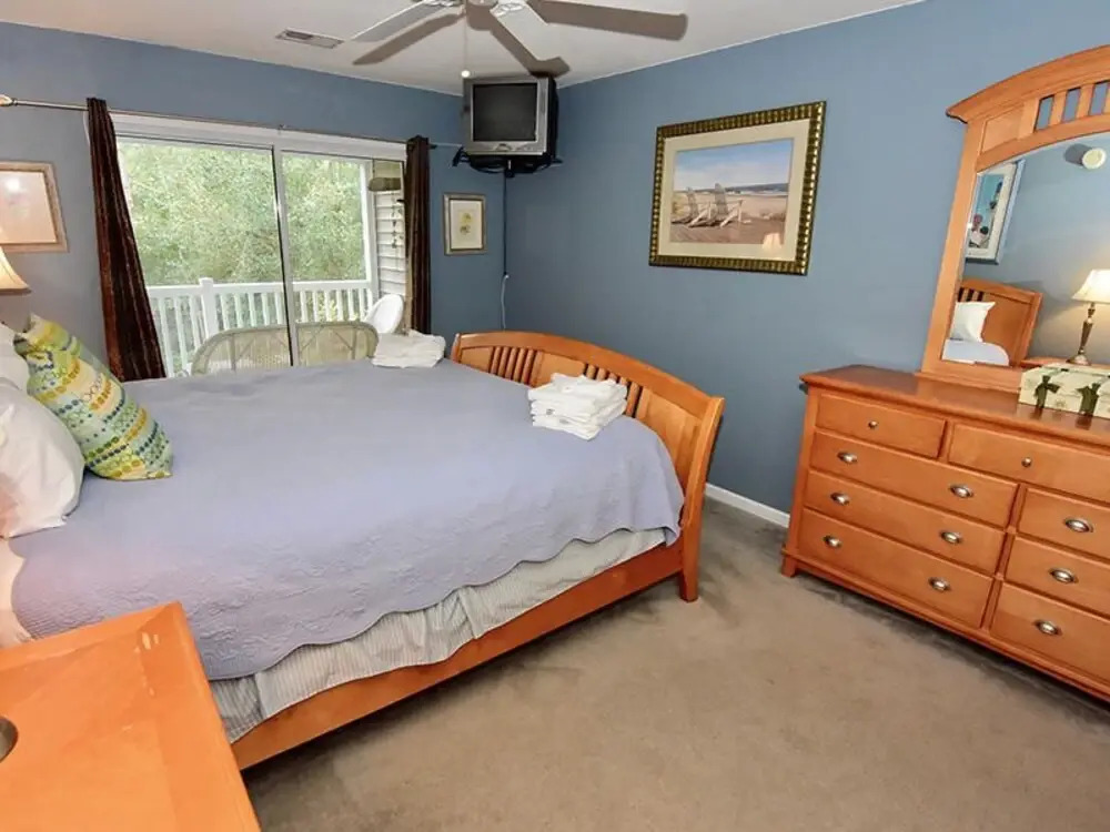 #77cl/o True Blue 2 Bedrooms 2 Bathrooms Home