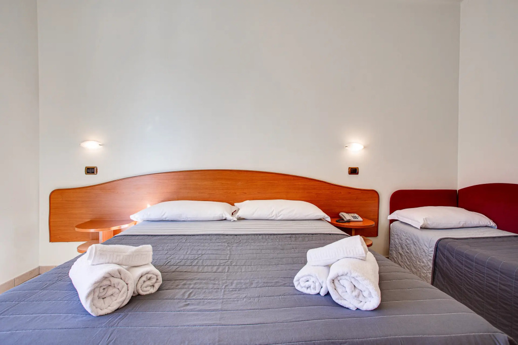 HOTEL VILLA MARIA