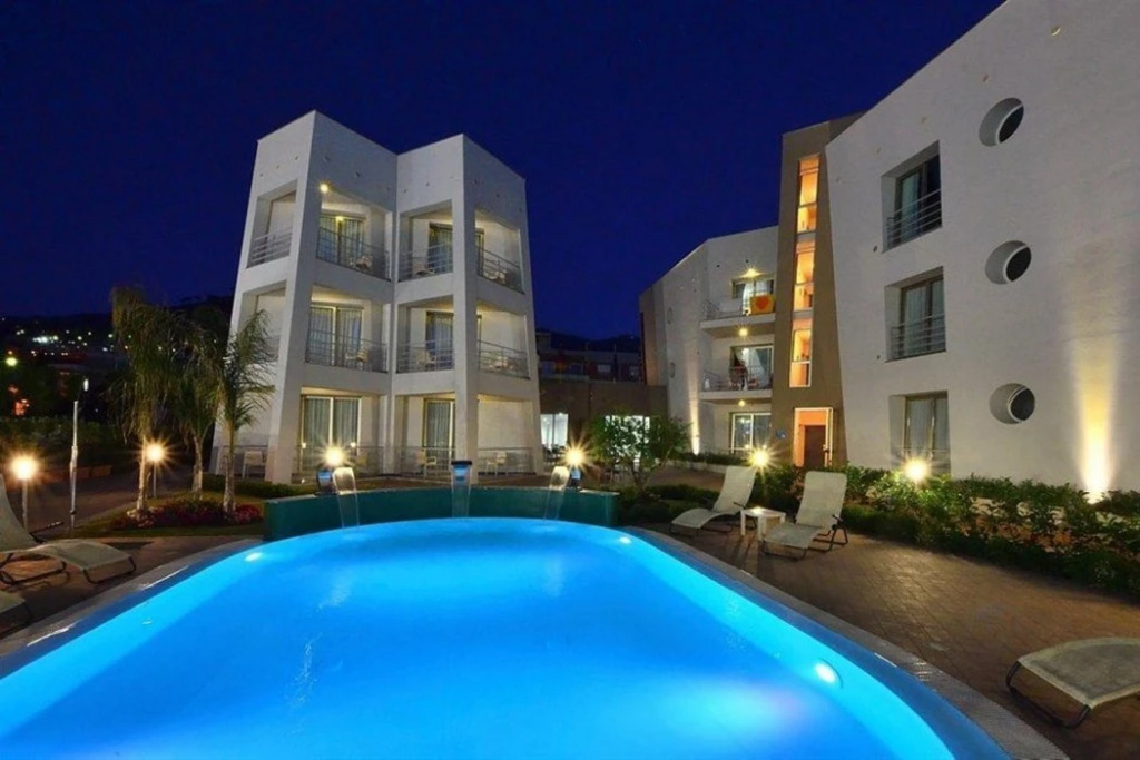 Astro Suite Hotel