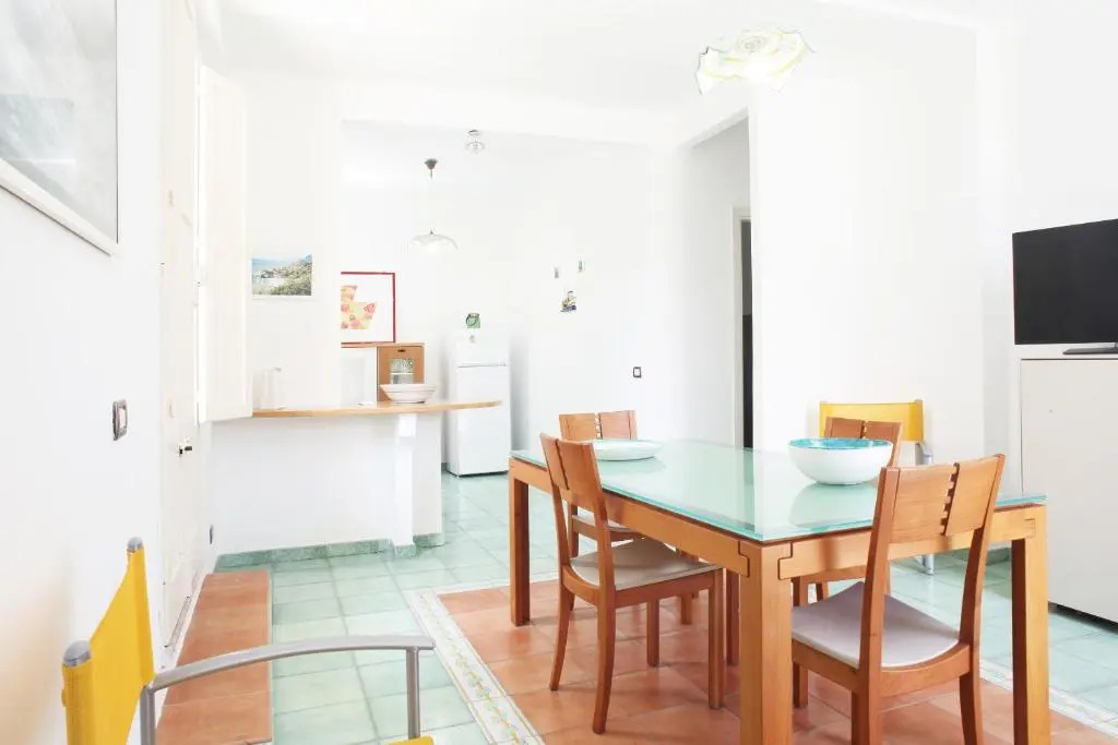 BeachSide Rooms  Suites