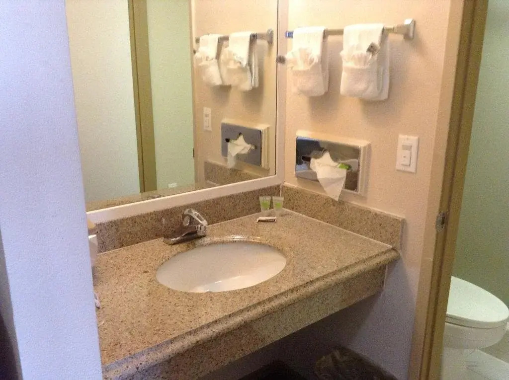 Portofino Beach Inn