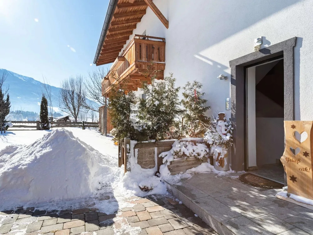 Apartment in Saalfelden Near Ski Slopes