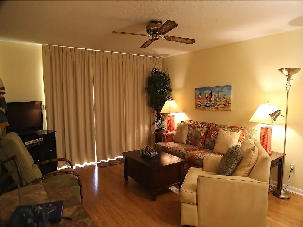 Seaside Beach & Racquet Club 1110 2 Bedrooms 2 Bathrooms Condo