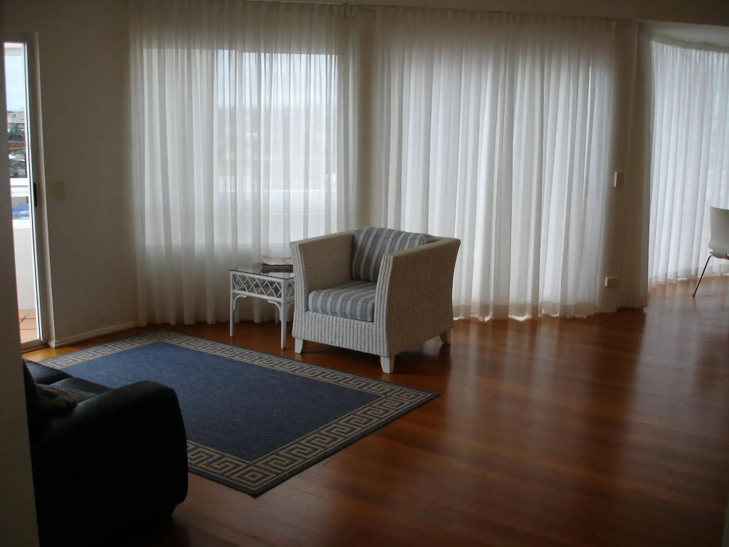 Beachside Resort Kawana Waters