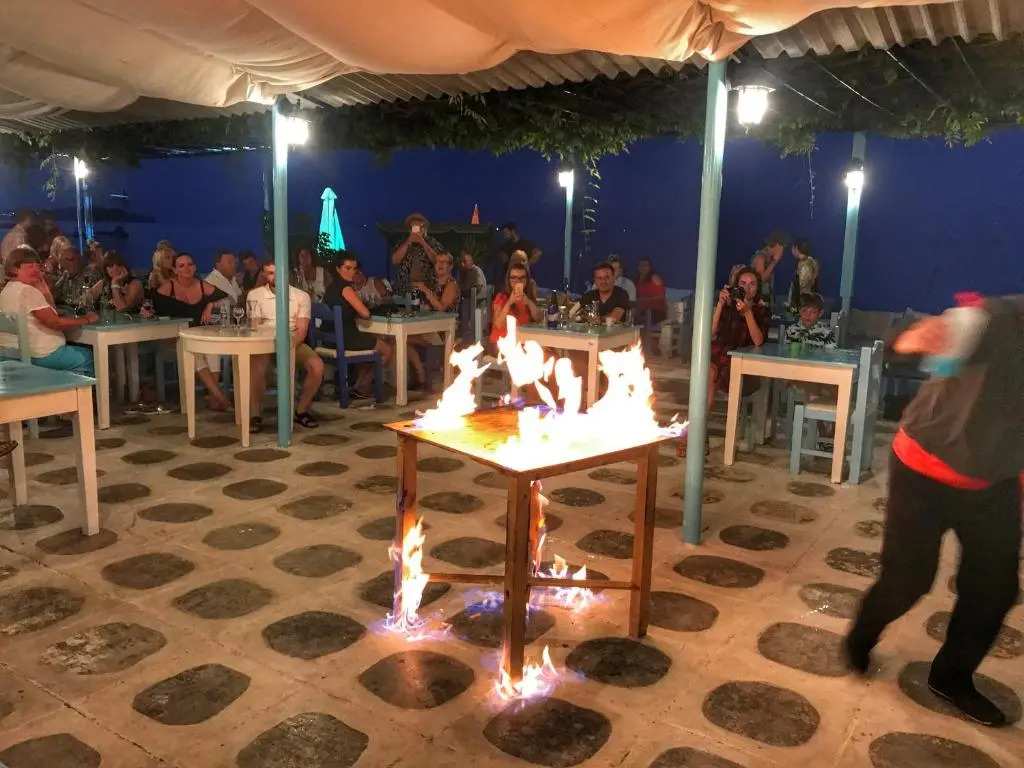 Avra Budget Beach Rooms