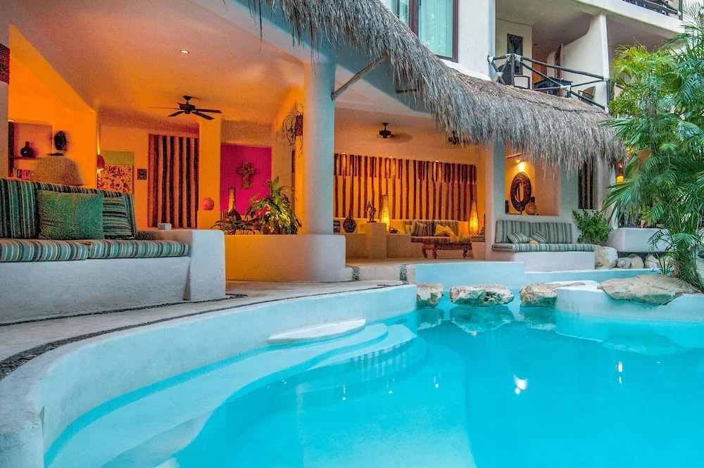 La Tortuga Life Style Studio's Club & Spa