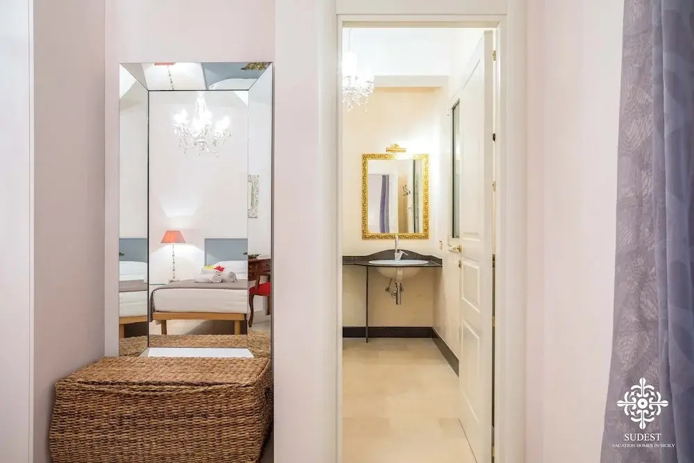 Villa Festosa - Luxury retreat by the beach