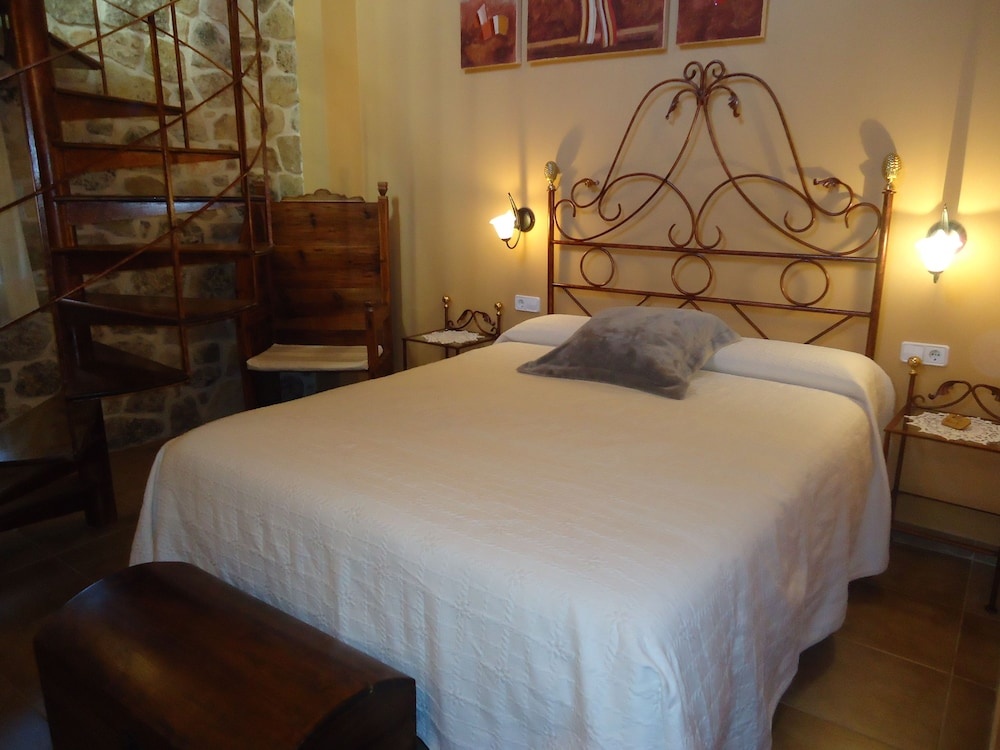 Hostal Casa Laure y Mª Jose