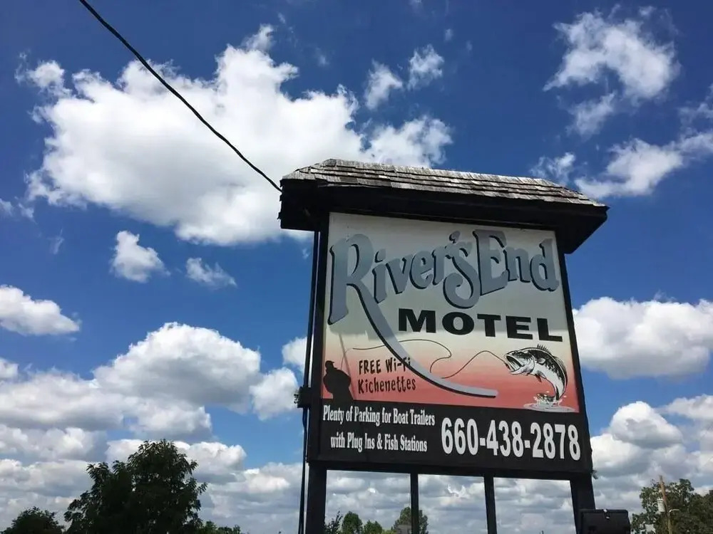 River's End Motel