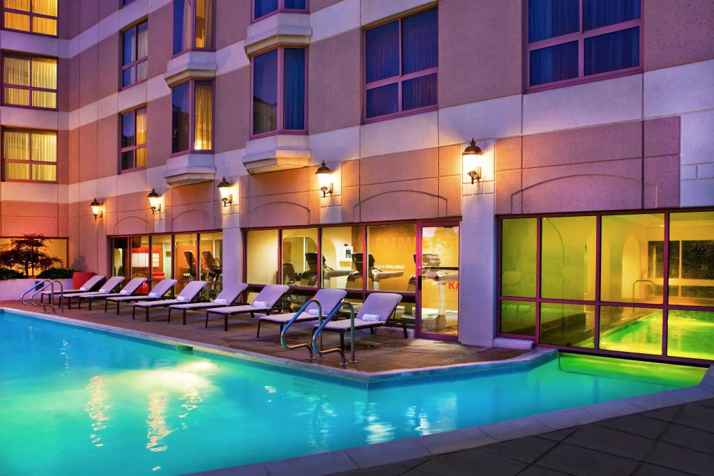 Hilton Kansas City Country Club Plaza