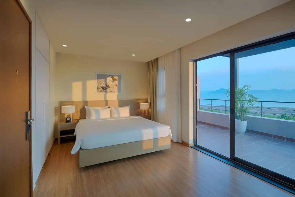 Royal Lotus Ha Long Resort and Villas