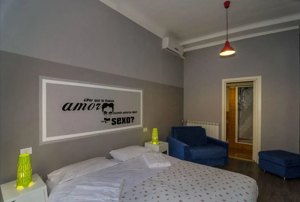 Camera con vista B&B