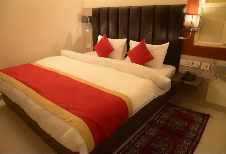 Le Cypress - Bareilly