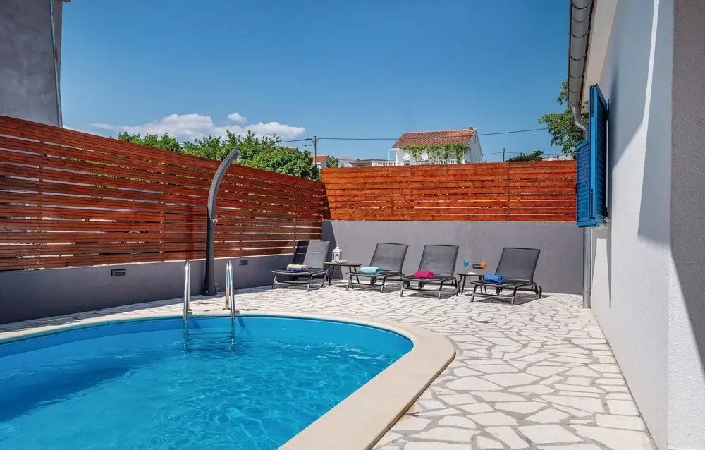Amazing Home In Maslenica
