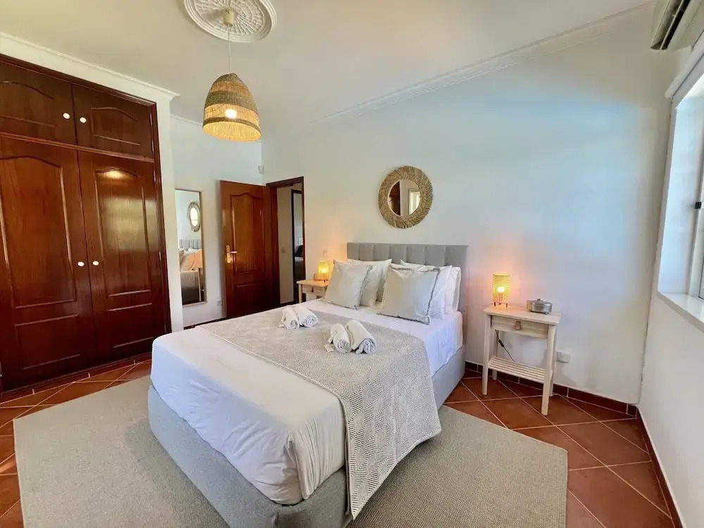 Vilamoura White House Villa With Pool by Homing