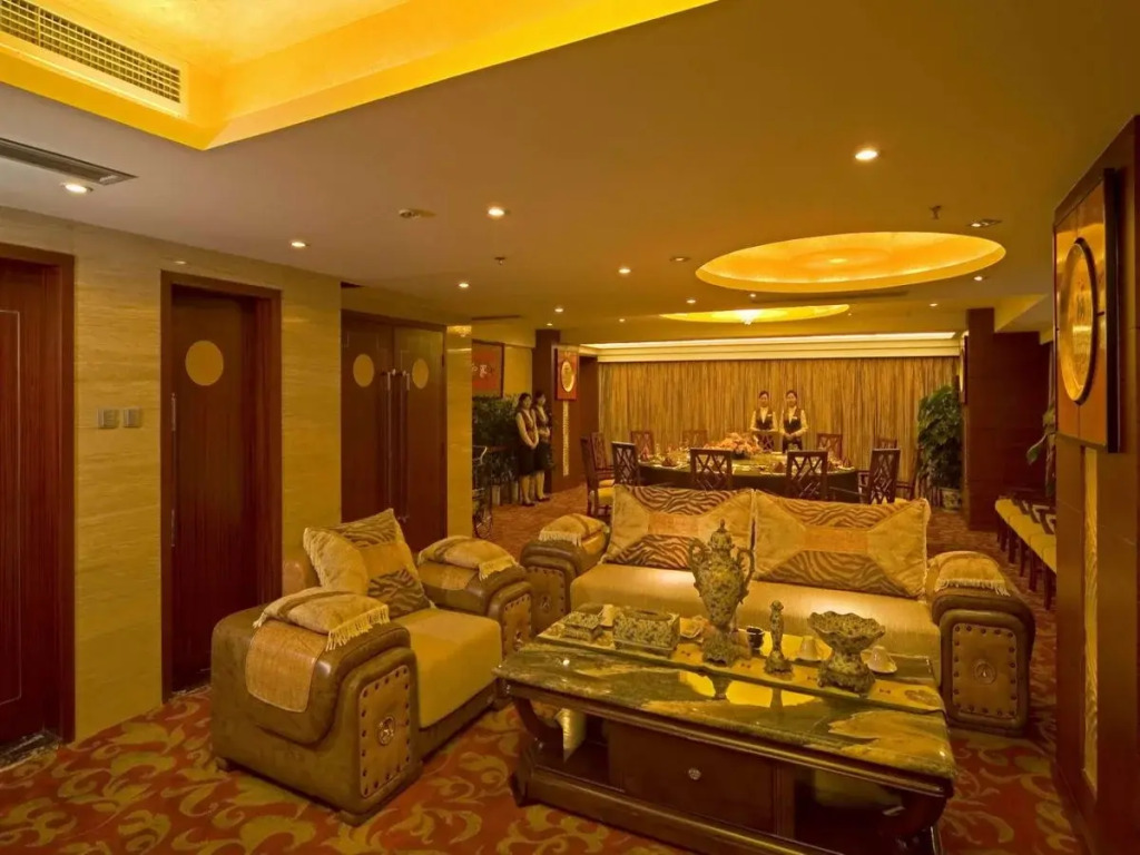 Zenec International Hotel