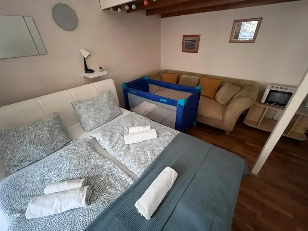 V57 Apartment Oktogon
