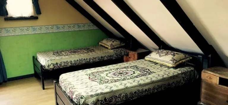 Outlanders Hostel