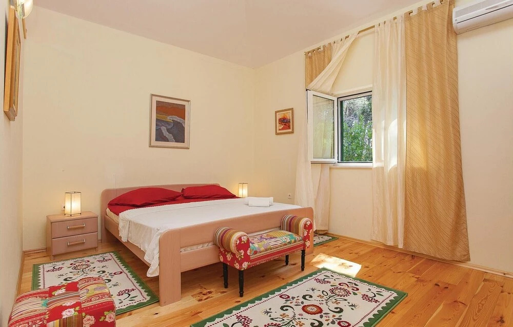 Awesome Home in Vela Luka With Wifi and 3 Bedrooms