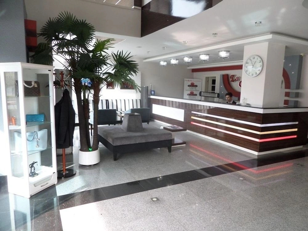 Hotel La Bella Soma