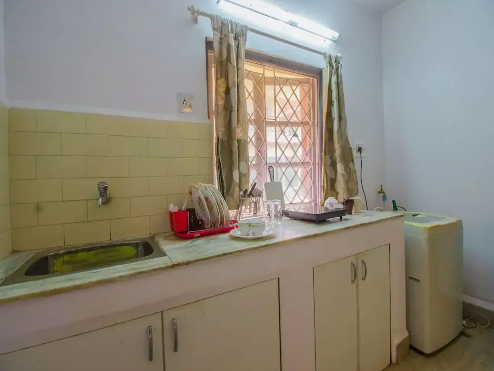 OYO 14906 Home 1BHK With Pool Carmona Beach