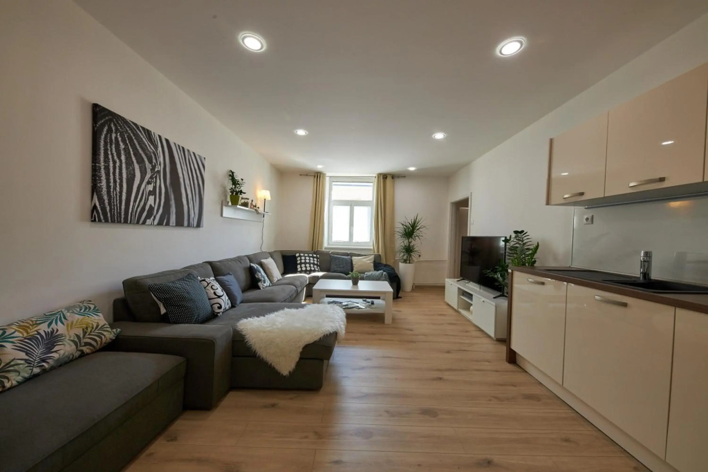 Le Monde Apartment Bratislava - amazing 5BDR in downtown