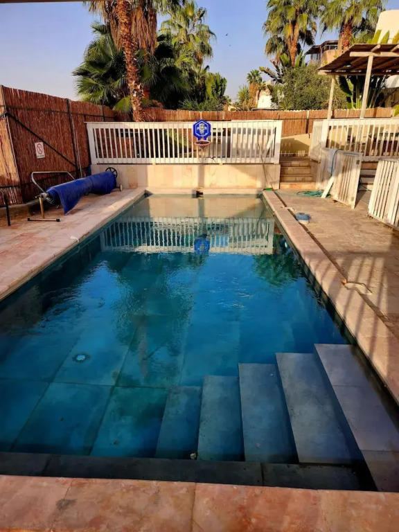 YalaRent Cliff side villa with private pool