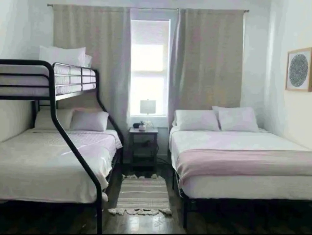 Impressive Cozy Historic 2BR Apt 202 Near Downtown