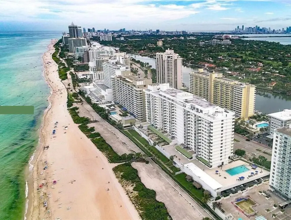 Absolutely Beautiful Condo In An Ocean Front 3 Bedrooms 2 Bathrooms Sleeps 6
