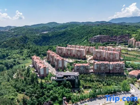 Hexu Yanju Homestay