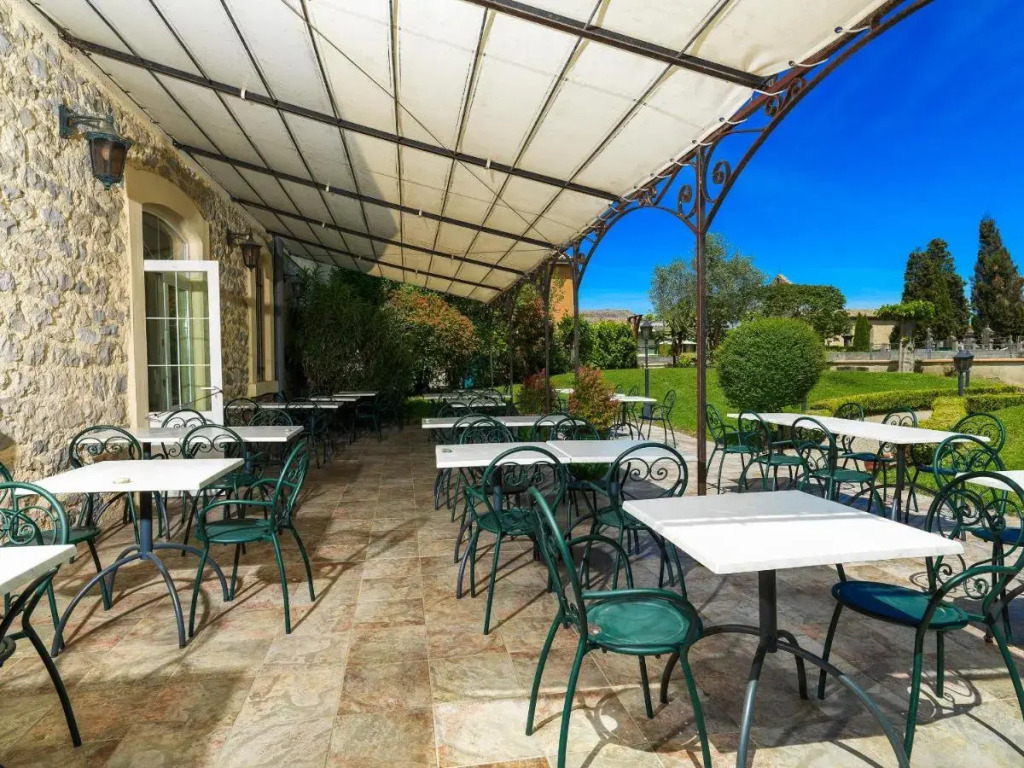 Logis Hôtel restaurant Les Minotiers