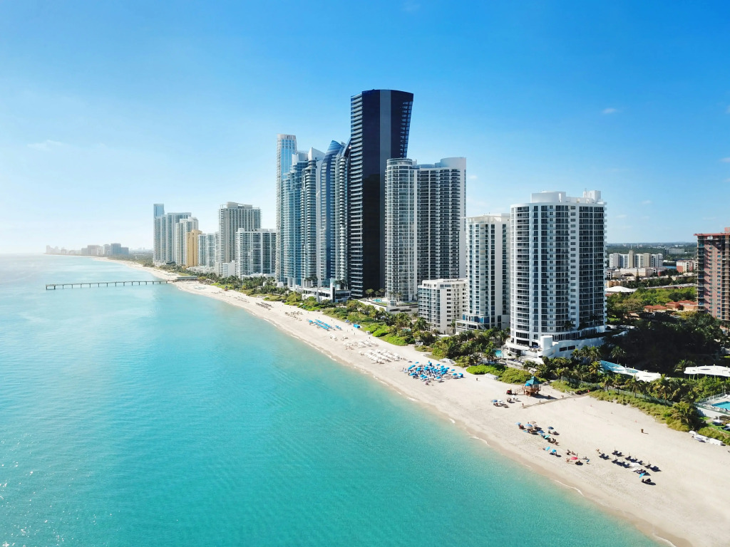 DoubleTree by Hilton Ocean Point Resort - North Miami Beach