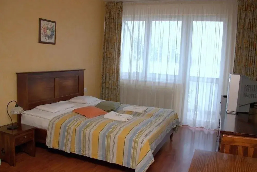 Triász Aparthotel