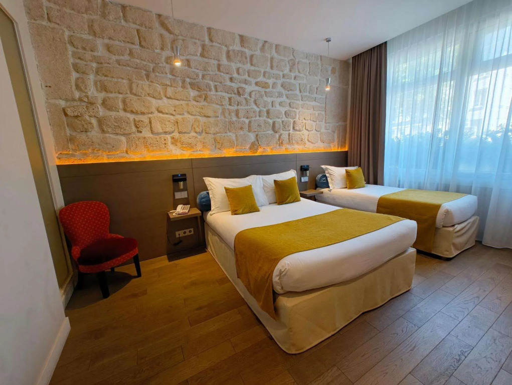 Familia Hotel