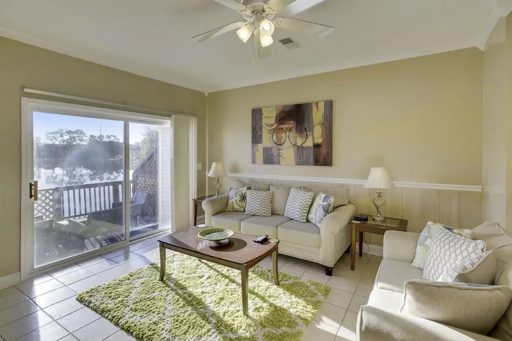 Carolina Waterfront Rentals - Arco - 3 Br townhouse by RedAwning