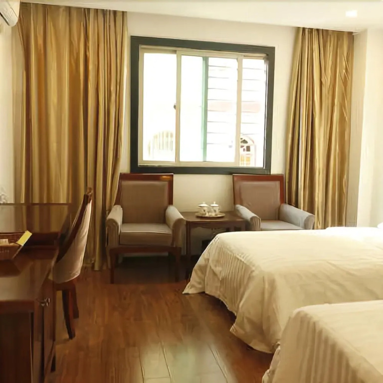 Yinghua Hotel