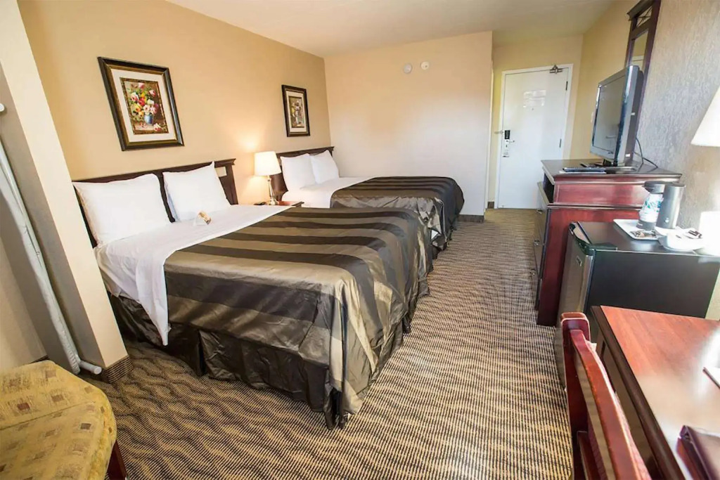 Travelodge by Wyndham Regina
