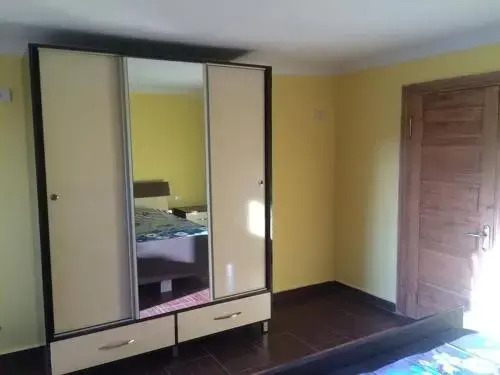 Guest House Rustavieli 240