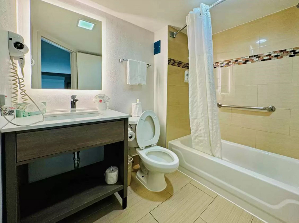 Comfort Inn & Suites Houston I-10 West Energy Corridor