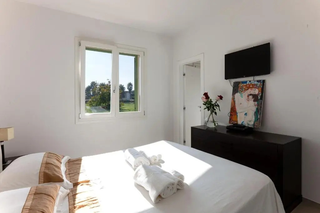 Villa piscina 5 camere 5 bagni spiaggia Ionio m780