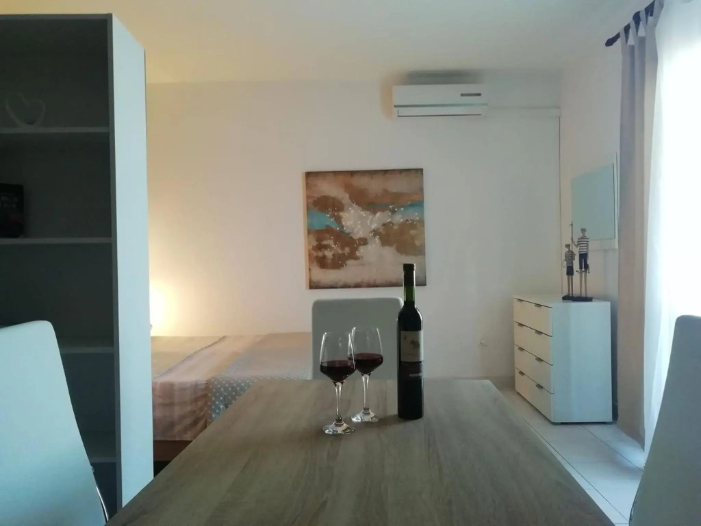 Seaview Holiday Apartments, Ventura Nin